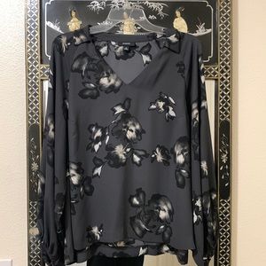 Women’s long sleeve blouse